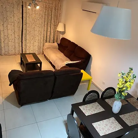 Luxury Seafront Townhouse *