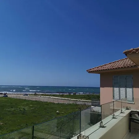 Feriepark Luxury Seafront Townhouse